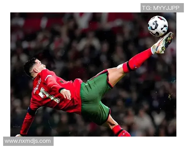 波兰足球历史上十大传奇球星盘点与成就分析 波兰足球历史上十大传奇球星盘点与成就分析